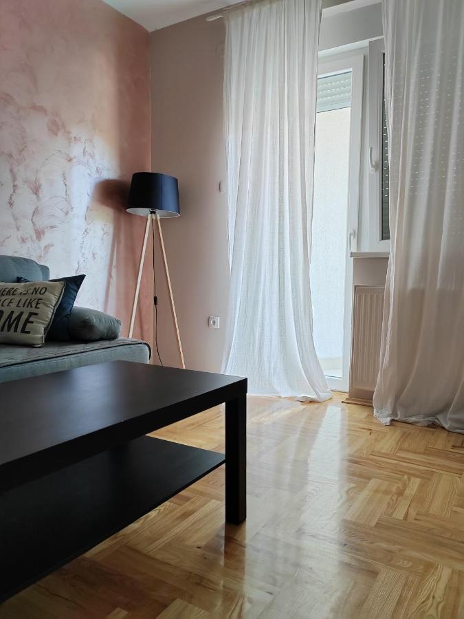 Apartman_Krstic_1 Subotica Luaran gambar